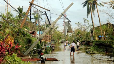 typhoon nina damage